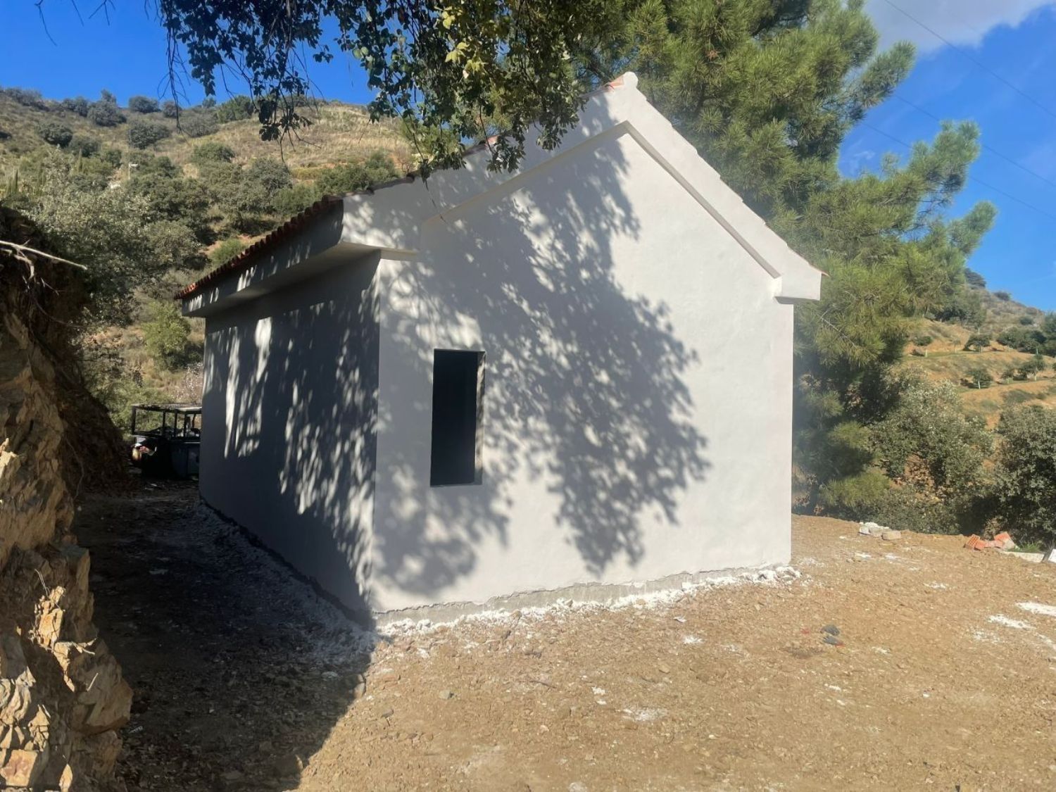Rural property in Monda with large plot of land